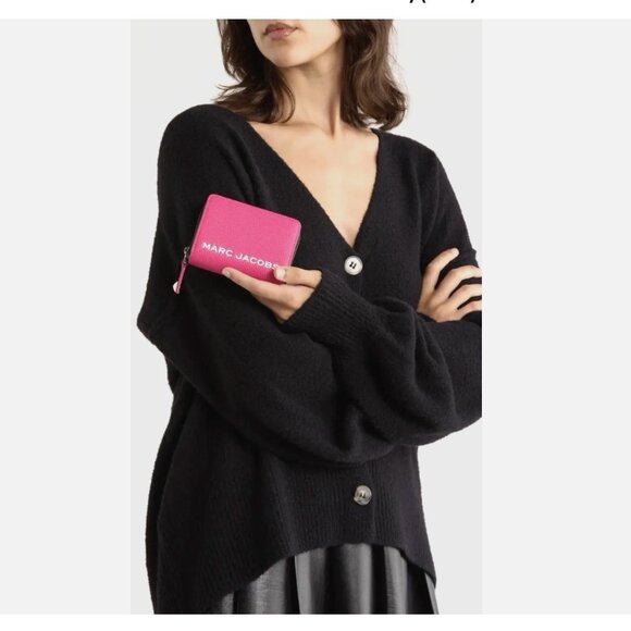 New Marc Jacobs Bold SLG Mini Compact Bifold Wallet Pebble Leather Hot Pink - Picture 3 of 4